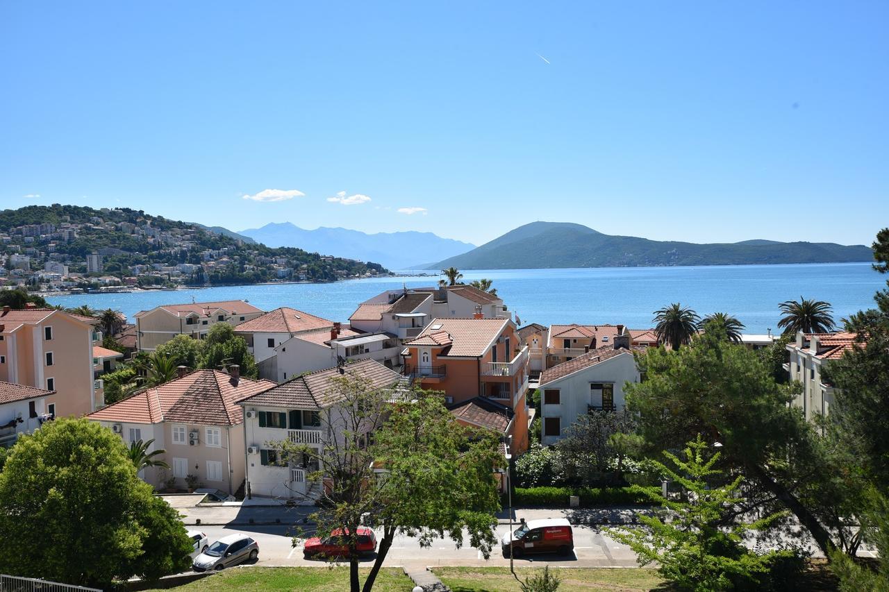 Apartamento Grifone Igalo Herceg Novi Exterior foto